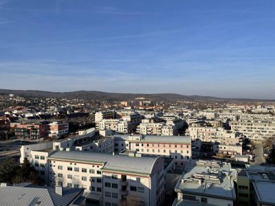 FERNBLICK !! - GROSSZÜGIGE 3-ZIMMER-WOHNUNG IM ZENTRUM EISENSTADT - KFZ-STELLPLATZ!