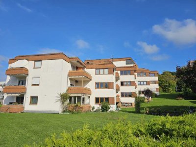 Helle 2,5-Zimmer Wohnung mit schöner Aussicht in ruhiger Lage