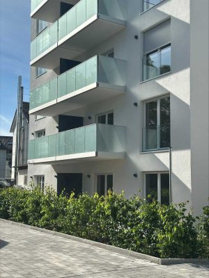 Mit eigenem Garten / Neubau: Umziehen leicht gemacht! Hochwertige 2-Zimmer-Wohnungen