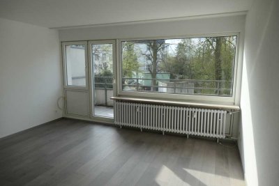 Schöne 1-Zimmer-Wohnung mit großem Balkon und Dusche  in Ratingen