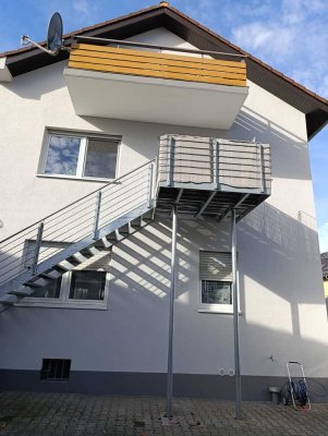 Gepflegte 3-Zimmer Maisonette-Wohnung mit Balkon in Lorsch