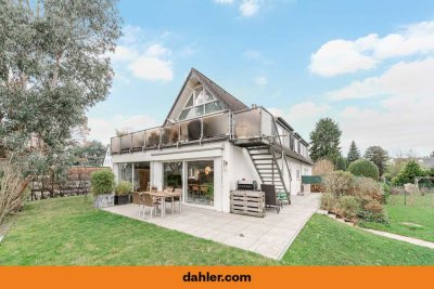 Zweifamilienhaus am Lambertus-See in Düsseldorf-Kalkum!