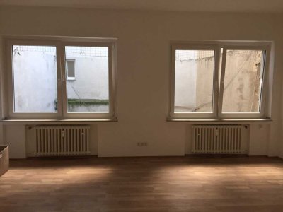 RENOVIERTE 1-ZIMMER-Wohnung | MG-ZENTRUM | 500m bis BAHNHOF
