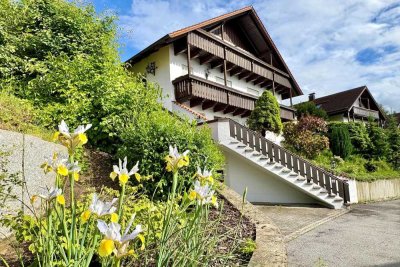 "Familienparadies mit Weitblick" + 2-Zimmer-Wohnung für Familie oder Vermietung