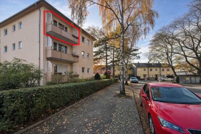 Freie 1-Zimmer-Wohnung, 2. und oberste Etage mit Westbalkon in ruhiger Lage von Berlin-Reinickendorf