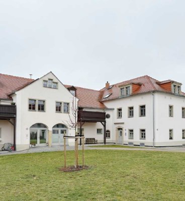 Kapitalanleger aufgepasst! Großzügige 4-Raum-Wohnung in
saniertem Landgut!