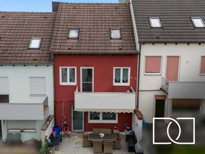 Zentral & ruhig! Familienfreundliches Reihenhaus mit Garage, Garten, Balkon und Terrasse