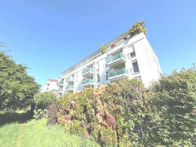 Komfortables Apartment mit Süd-Loggia, Tiefgarage + Klimaanlage