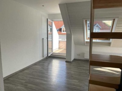 2,5 Zi. Maisonette- DG Wohnung mit Balkon und Einbauküche in Essingen.