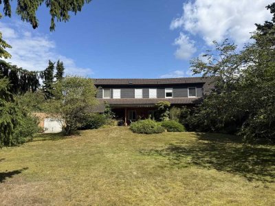Vielseitiges Haus mit traumhaftem Garten in der Innenstadt