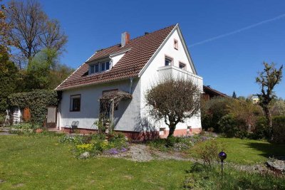 Seltene Gelegenheit: Freistehendes EFH mit großem Sonnengrundstück und viel Potenzial in Kempten