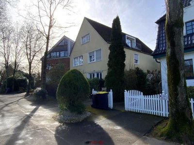 D-Ludenberg/Am Gallberg: Schöne Dachgeschoss-Wohnung mit Blick ins Landschaftsschutzgebiet