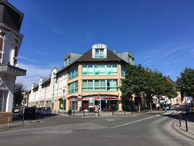 Innenstadtlage Wohnung in modernem Geschäftshaus mit sehr großem Balkon, nur mit WBS!!!