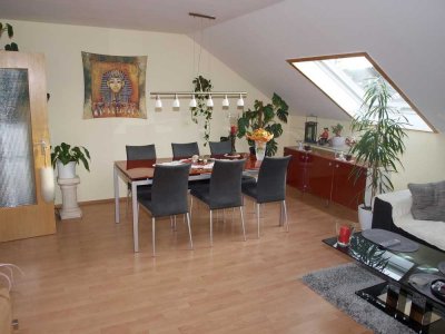 Attraktive 3-Zimmer-Wohnung mit Einbauküche und Balkon