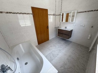 Gepflegte 6-Zimmer-Wohnung mit Balkon im Allgäu