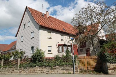 *** Großes Wohnhaus mit Scheune und Garten ***