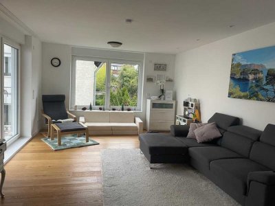 Kernsanierte 3,5-ZKBB Wohnung mit Gartennutzung in Wi-Sonnenberg