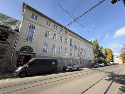 ALTERSGERECHTES WOHNEN IM HISTORISCHEN GEBÄUDE - ERSTBEZUG NACH DENKMALGERECHTER SANIERUNG