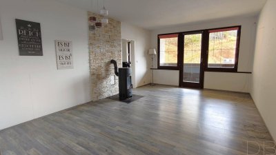 122 m² Wohnung mit Süd-Loggia, 2 Eingängen, 2 Bädern &amp; 2 Carportplätzen – auch teilbar!