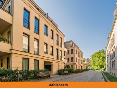 Modern living in a central location - rented 3-room apartment with terrace and garden by the park