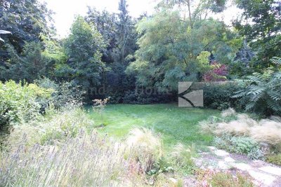 Charmantes Reiheneckhaus mit großem Garten in Bestlage Zehlendorf -bezugsfrei-