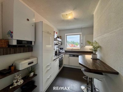 3-Zimmer Eigentumswohnung mit moderner Markenküche und Balkon