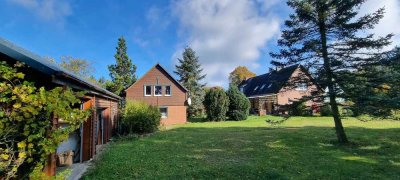 Beliebtes Haus am Wald mit sep. Ferienhaus und Garage