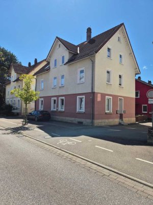 Kapitalanlage mit Zukunft: Saniertes Mehrfamilienhaus in zentraler Heidenheimer Lage