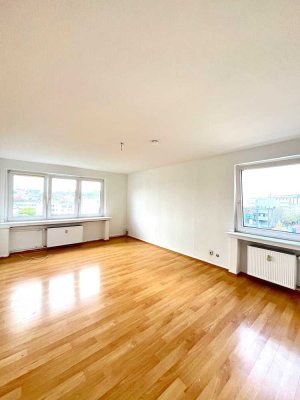 Ihr Logenplatz in der City – 2,5 Zimmer mit traumhaftem Ausblick