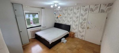 Sanierte 3-Zimmer-EG-Wohnung mit Balkon und EBK in 76139, Karlsruhe
