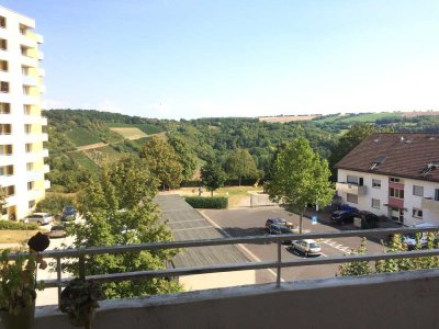 3-Zimmer-Wohnung in ruhiger Lage mit Blick ins Grüne / Arbeitszimmer für Homeoffice