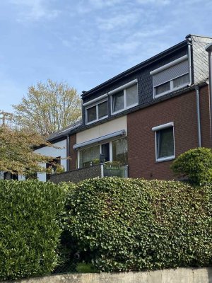 Schöne 2-Zimmer Wohnung mit Balkon in Köln-Merheim zu vermieten