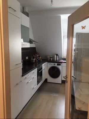 Charmante Dachgeschosswohnung mit Einbauküche in Neuwied