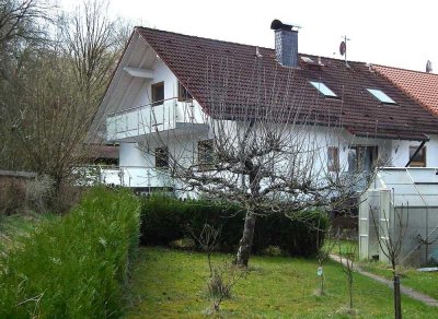 Charmante DHH in direkter Waldrandlage mit gesichertem Ausbaupotential