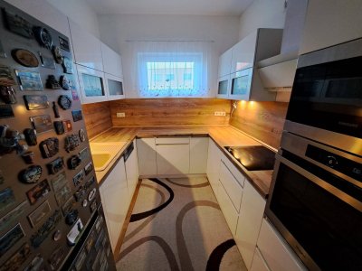 Provisionfrei Ergeschosßwohnung 2 Zimmer mit Garten