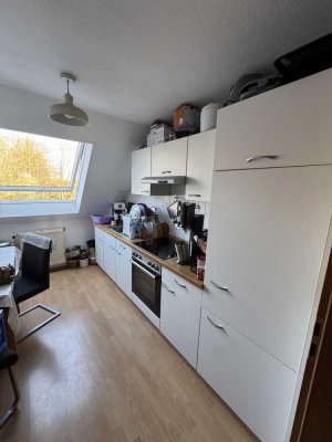 helle 3-Zimmer-DG-Wohnung in Engelsby ab 1.9. zu vermieten