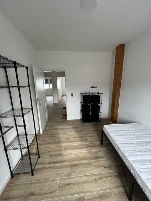 WG Zimmer in 3er WG Monteurwohnung Pauschalmiete