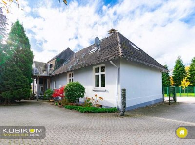 Großzügige Maisonette-Wohnung mit historischem Flair und Haus-im-Haus-Charakter.