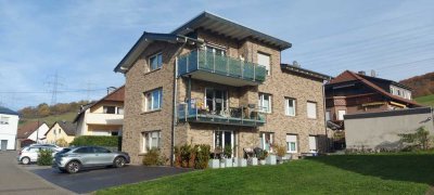 Gemütliche sonnige 4-Zimmer-Wohnung, 1. OG, großer Balkon, Baujahr 2022