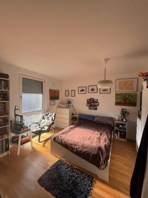 1,5-Zimmer Wohnung mit Balkon & Aufzug in der Seestadt MG (Nähe Hbf)