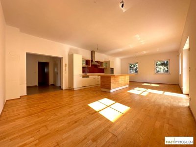 Optimal aufgeteilte 4 - Zimmer Garten WHG inkl. Einbauküche in Guntramsdorf --- ca. 28 m² große Terrasse + Eigengarten