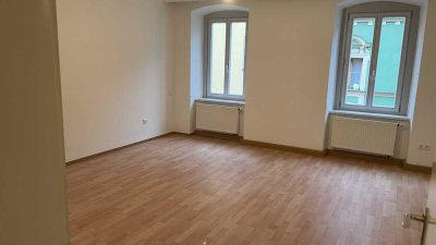 Schöne 3-Zimmer Etagenwohnung in Fußgängerzone, Zentrum