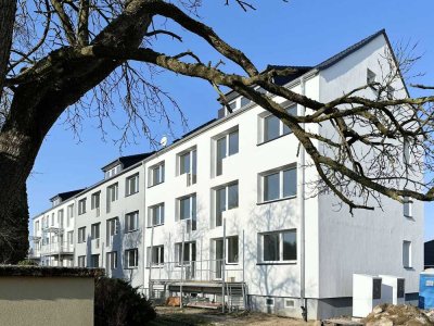 Erstbezug nach Sanierung – moderne Mietwohnung mit Einbauküche, Balkon und PKW-Stellplatz