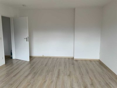 Helle 2 Zimmerwohnung in Köln Dellbrück