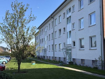 "Provisionsfrei" 2 Zimmer mit großem Balkon