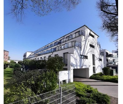 Uninahe, moderne 1-Zimmer Wohnung mit Balkon und Einbauküche in Frechen