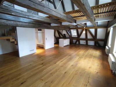 Historische Maisonettewohnung mitten am Marktplatz