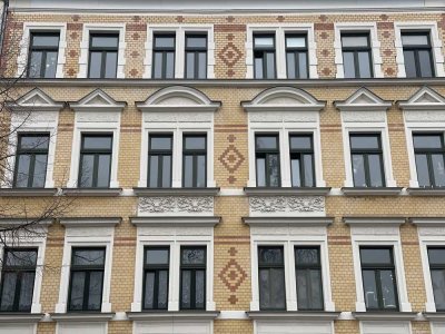 Wohnen in Leutzsch! Hübsche 2-Zimmer DG-Wohnung mit Einbauküche! WE 10