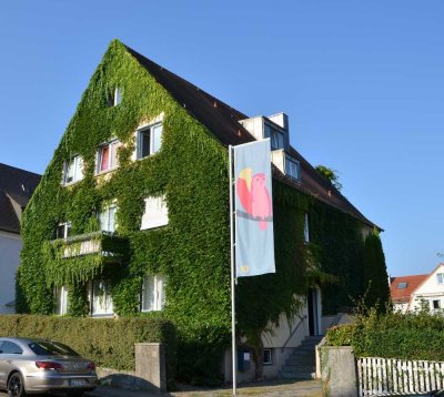 Attraktive 2-Zimmer-Dachgeschosswohnung in Ulm-Weststadt mit