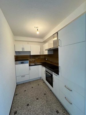 3-Zimmer-Wohnung mit EBK & Loggia in Petersberg